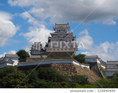 Himeji castle Himeji castle 128940480