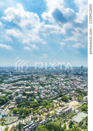 從東山天空塔眺望名古屋市中心的夏天（愛知縣名古屋市） 128941808