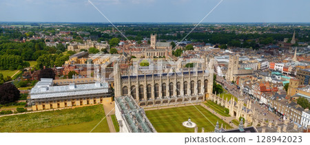 Panoramic view of King's College, Cambridge University, highlighting its magnificent architecture 128942023