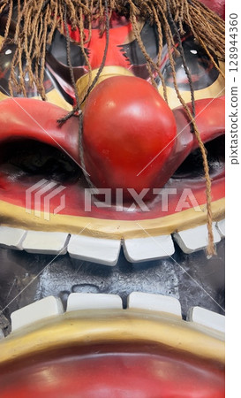 令人印象深刻的紅色生剝鬼 128944360