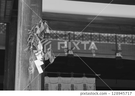 【宇治上神社/宇治神社】京都：世界遺產的單色世界 128945717