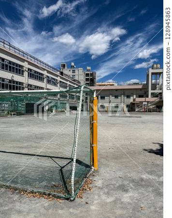 An empty schoolyard in summer 128945863