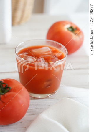 番茄汁 128949857