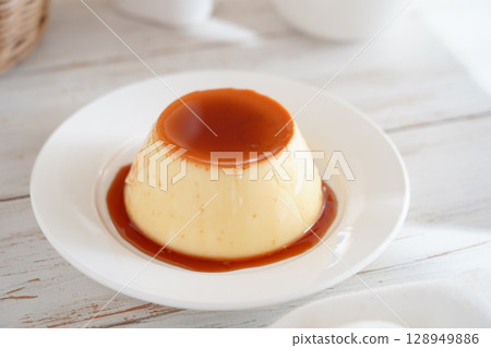 Pudding  128949886