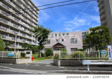 鬼鷹社區中心 鬼鷹社區中心 128954050