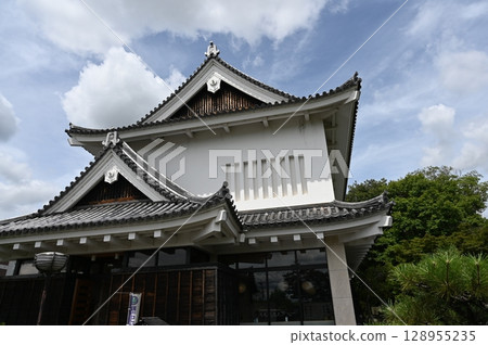 Shoryuji Castle Ruins, Replica Tower, Nagaokakyo City 128955235