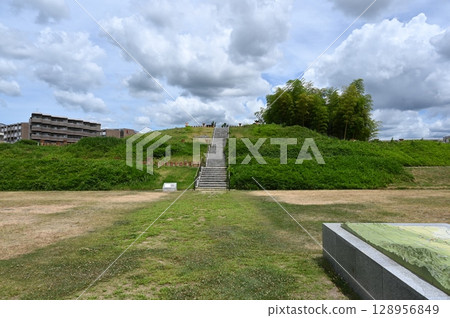 長岡京市明智光秀本營遺址江山古墓 128956849