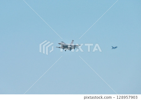日美戰鬥機聯合訓練 日美戰鬥機聯合訓練 128957903
