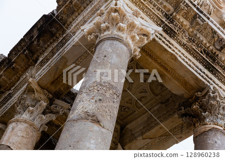 Ruins of Nymphaeum in Sagalassos antique town, Turkey 128960238