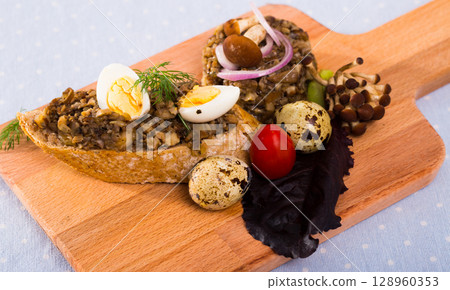 Tartare of forest mushrooms Tartare of forest mushrooms 128960353