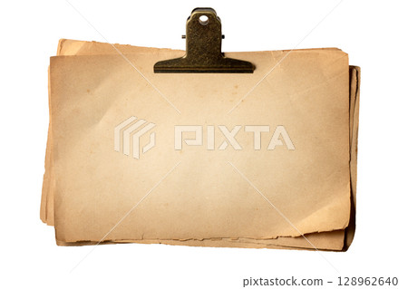 用古董夾子固定在一起的舊褪色紙片的紋理 128962640