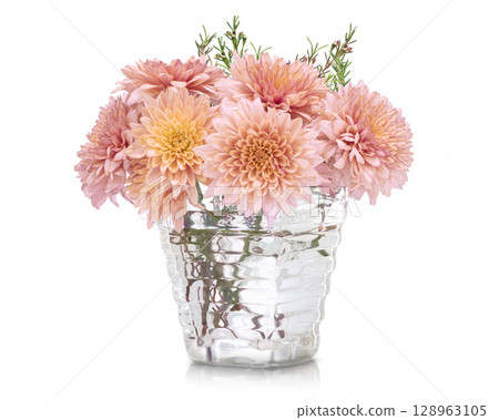 玻璃花瓶中的粉紅色花朵 128963105