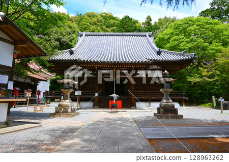 京都府大山崎町寶勝寺本堂 128963262