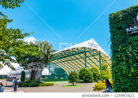 五人制足球場 KHB東日本廣播九里裡運動公園 難得的玩水場所 128963821