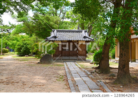 Inaba Shrine, Fushimi Ward, Kyoto City 128964265