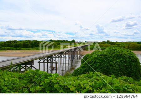 液流橋上谷橋八w市 液流橋上谷橋八w市 128964764