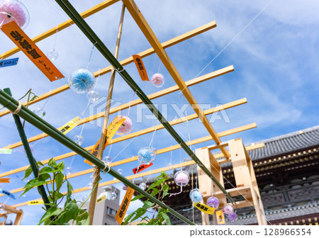 Kawasaki City, Kanagawa Prefecture Kawasaki Daishi Wind Chime Market 128966554