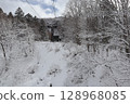 Snow scenery seen from the lift 128968085