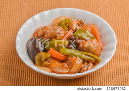 肉餃子糖醋醬 128973982