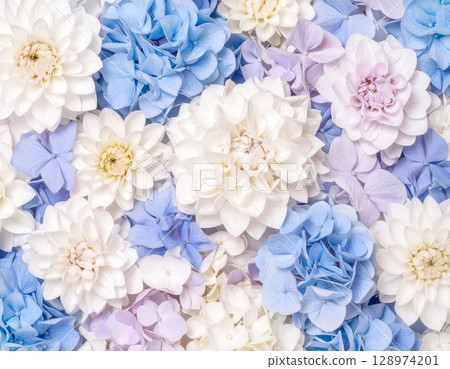 藍色花背景 128974201