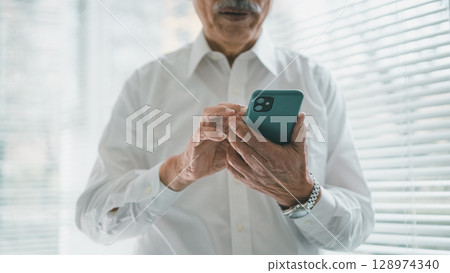 senior, smartphone, sumaho 128974340
