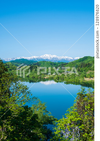 Lake Shirakawa and the Iide mountain range (May) Lake Shirakawa and the Iide mountain range (May) 128976820