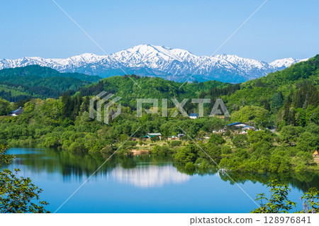 Lake Shirakawa and the Iide mountain range (May) Lake Shirakawa and the Iide mountain range (May) 128976841