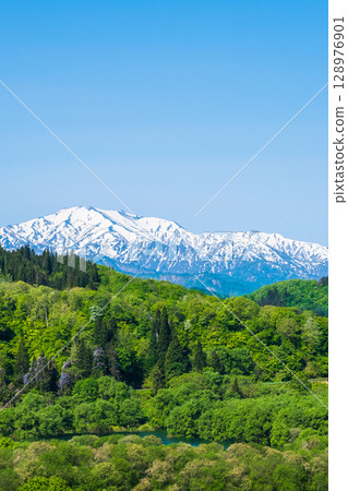 飯豐山脈（五月） 128976901