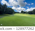 Golf course 128977262