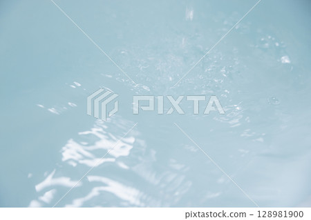 Furo bathtub hot water 128981900