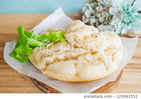 煎鍋煎佛卡夏 煎鍋煎佛卡夏 128983552