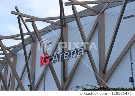大相撲錦標賽期間的晚上 IG Arena 128985475