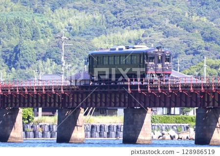 Yura River Bridge, Yura River Railway Bridge, Tango Kuromatsu, Close-up 128986519