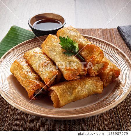 Crispy Ngoh Hiang Five Spice Meat Roll 128987979
