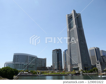Minato Mirai風景 129001822