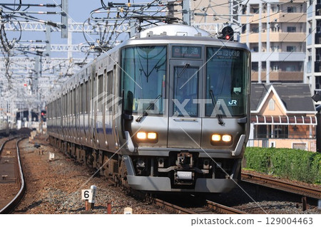 [JR West] 223 series 2500 series (Osaka Loop Line: Noda Station) 129004463