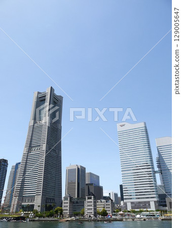 View the Yokohama Landmark Tower 129005647