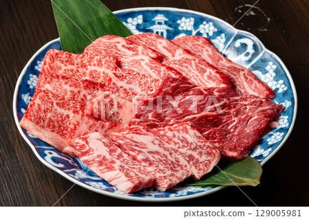 烤瘦牛肉拼盤 129005981