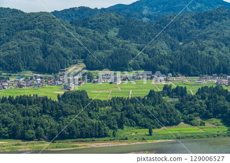 <新潟縣>夏日天空下的鄉村風景 129006527