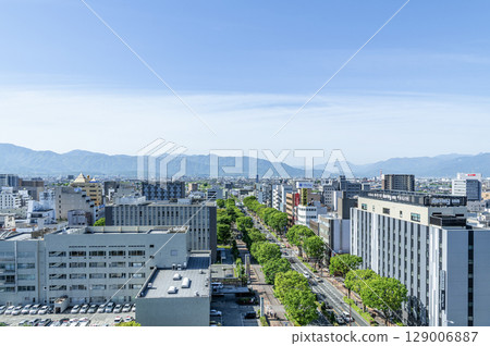 山梨縣甲府市:從城市觀景台俯瞰市中心 山梨縣甲府市:從城市觀景台俯瞰市中心 129006887