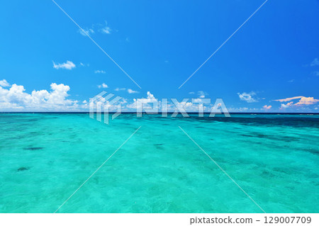 Okinawa Miyakojima blue sky and sea 129007709