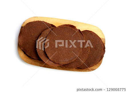 Fermented soybean discs, Thai seasoning used to enhance flavor in Northern cuisine. Fermented soybean discs, Thai seasoning used to enhance flavor in Northern cuisine. 129008775