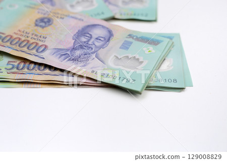 Five hundred thousand dong banknotes Five hundred thousand dong banknotes 129008829