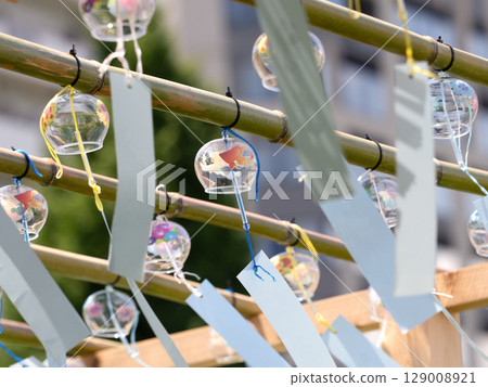 Edo wind chimes lined up at Shinobazu Pond in Ueno Park, Tokyo 129008921