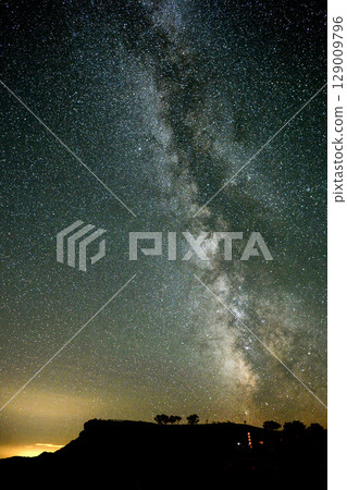 我抬頭看著銀河系 我抬頭看著銀河系 129009796