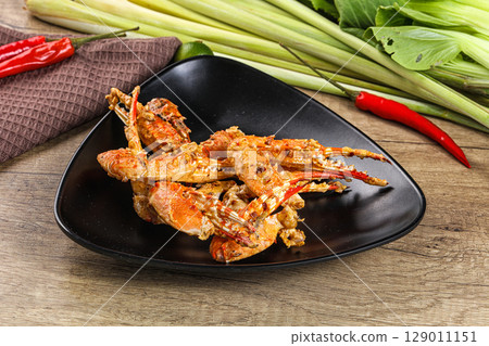Delicous steamed Spider crab Claws 129011151
