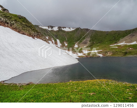 beautiful view of the wildlife and high-altitude lake beautiful view of the wildlife and high-altitude lake 129011456