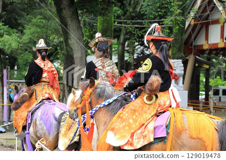 Flower horse 129019478