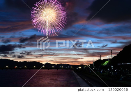 Gamagori Festival Summer Fireworks Display 129020036