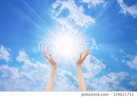 手中的光 129021711